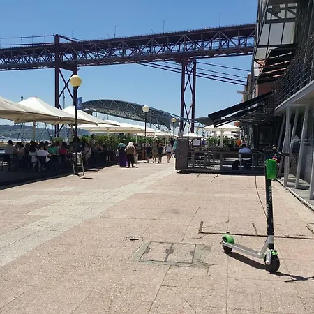 Botel Sealev-boat For Sleeping