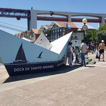 Sealev-boat For Sleeping Lisboa